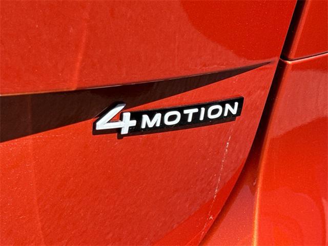 new 2025 Volkswagen ID. Buzz car, priced at $78,101