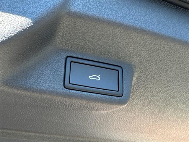 new 2025 Volkswagen ID. Buzz car, priced at $78,101