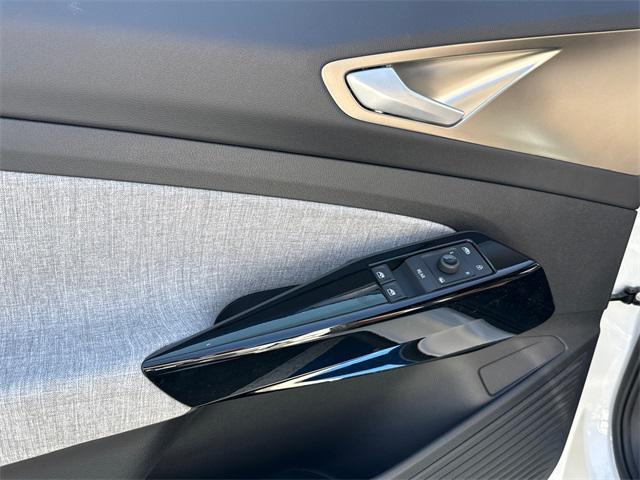 new 2025 Volkswagen ID.4 car, priced at $37,230