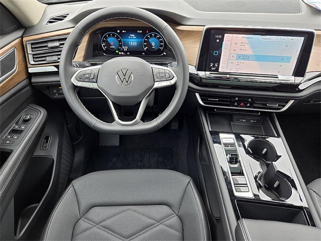 new 2024 Volkswagen Atlas car, priced at $40,866