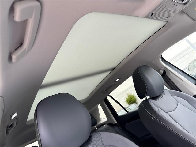 new 2025 Volkswagen Tiguan car, priced at $35,414