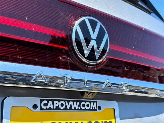 new 2026 Volkswagen Atlas car, priced at $44,188