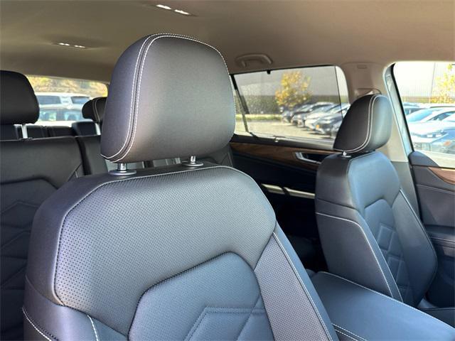 new 2026 Volkswagen Atlas car, priced at $44,188