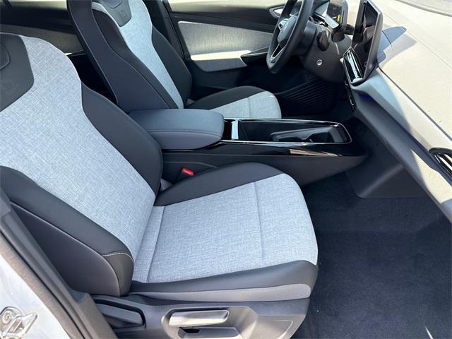 new 2025 Volkswagen ID.4 car, priced at $39,316