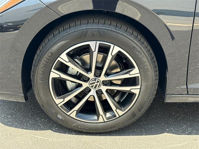 new 2025 Volkswagen Jetta car, priced at $24,511