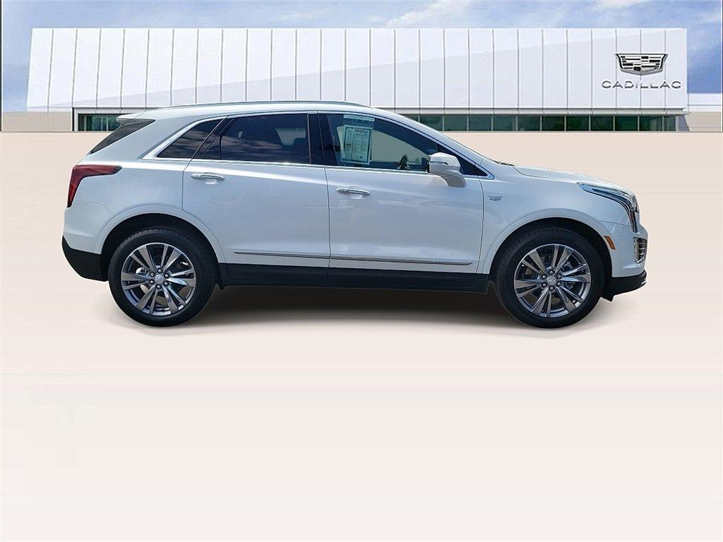 used 2025 Cadillac XT5 car, priced at $52,995