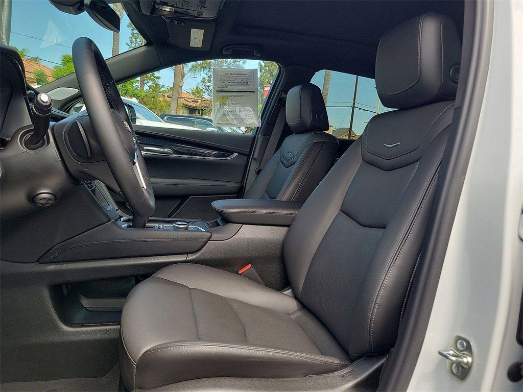 used 2025 Cadillac XT5 car, priced at $52,995