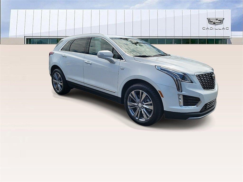 used 2025 Cadillac XT5 car, priced at $52,995