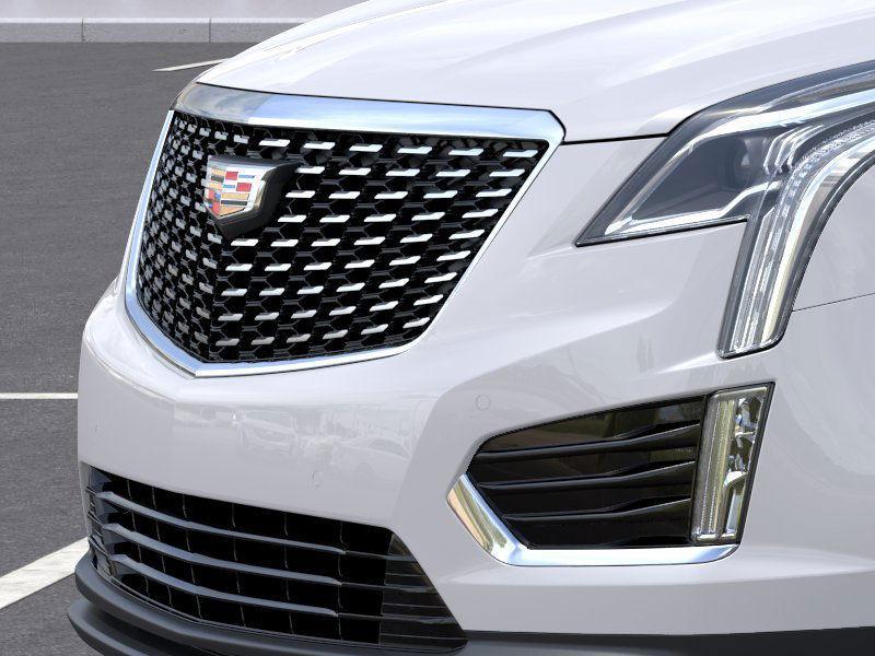 new 2025 Cadillac XT5 car, priced at $46,015