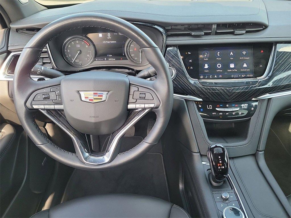 used 2025 Cadillac XT6 car, priced at $52,995