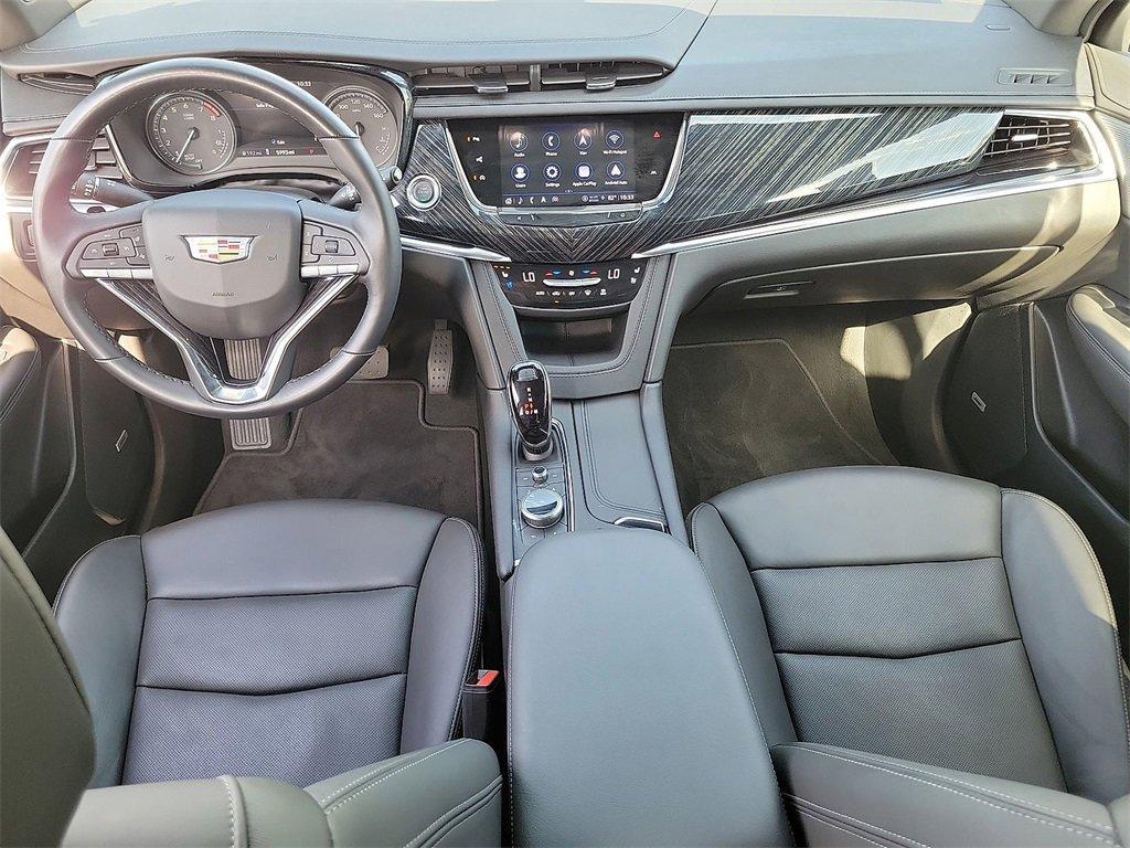 used 2025 Cadillac XT6 car, priced at $52,995