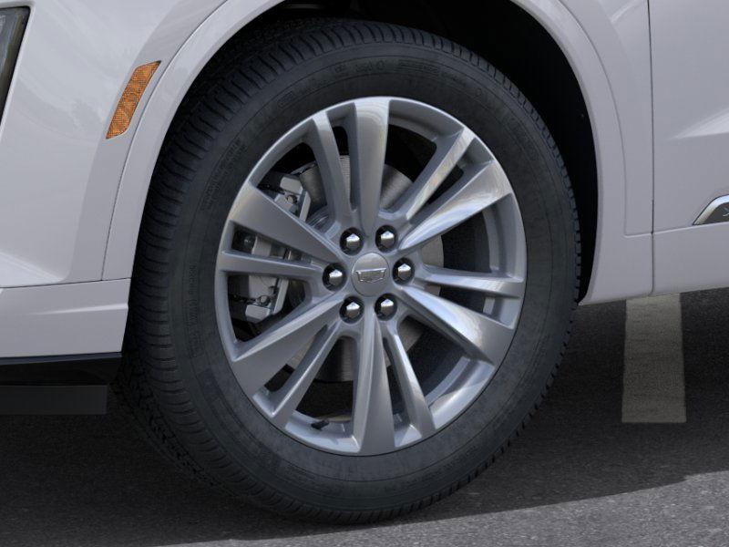 new 2025 Cadillac XT6 car, priced at $56,365