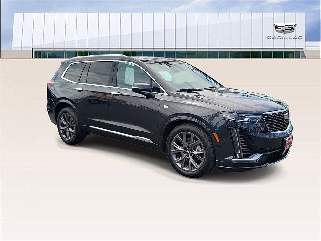 used 2020 Cadillac XT6 car, priced at $27,995