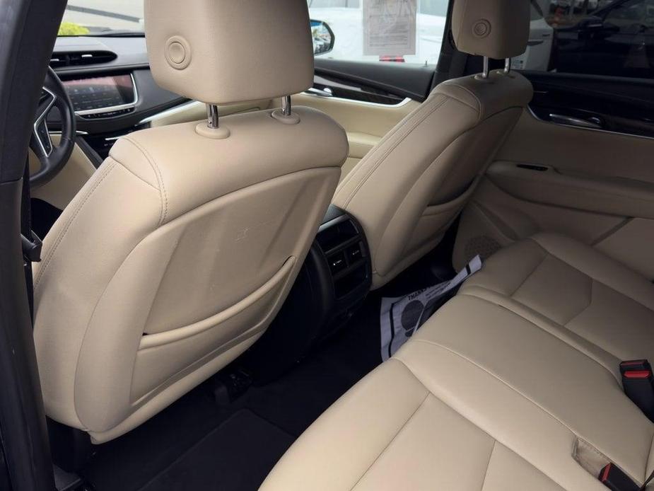 used 2017 Cadillac XT5 car, priced at $14,995