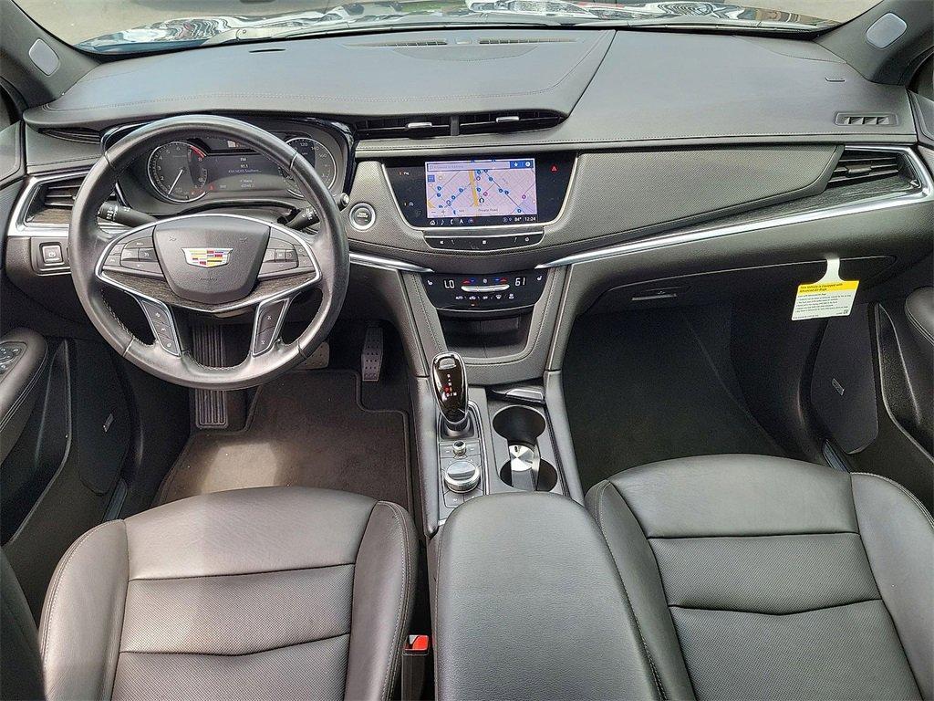 used 2021 Cadillac XT5 car, priced at $26,675