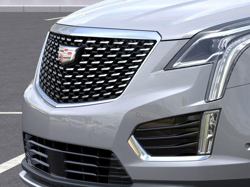 new 2025 Cadillac XT5 car, priced at $55,565