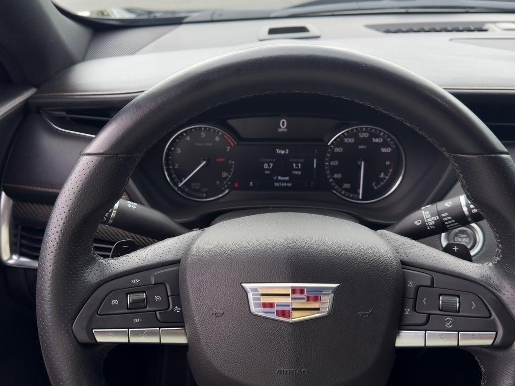 used 2022 Cadillac XT4 car, priced at $28,451
