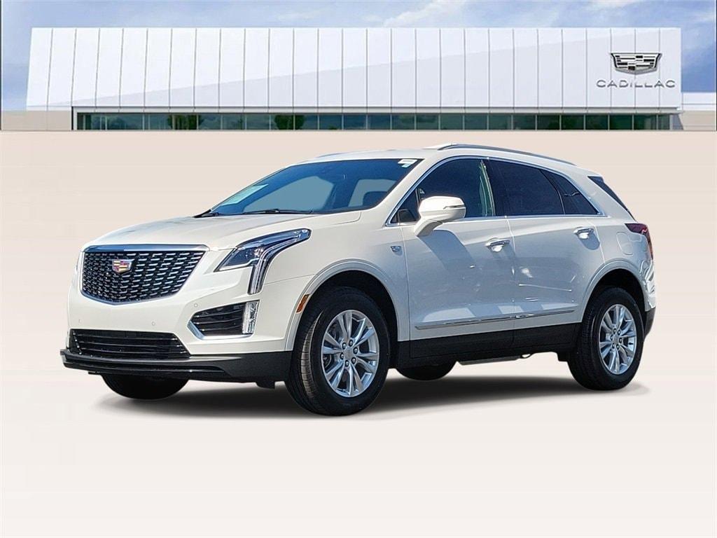 used 2025 Cadillac XT5 car, priced at $39,695