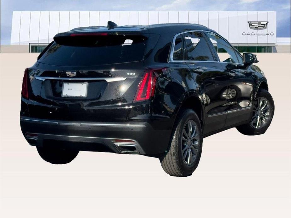 used 2022 Cadillac XT5 car, priced at $32,451