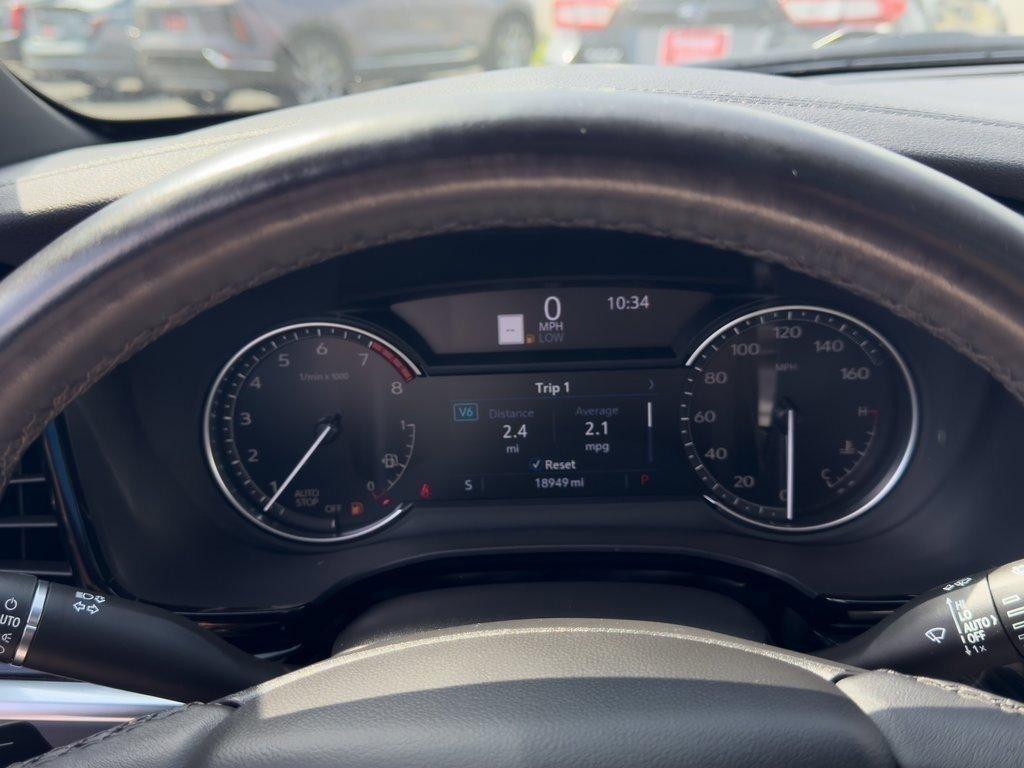 used 2023 Cadillac XT6 car, priced at $42,995