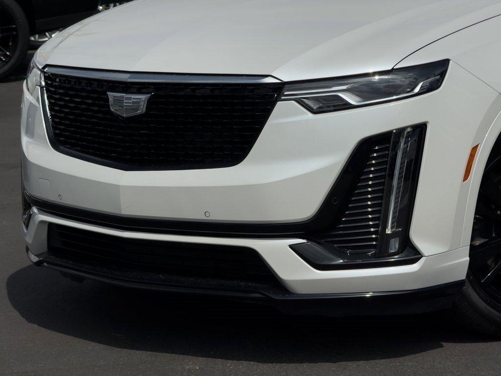 used 2023 Cadillac XT6 car, priced at $42,995