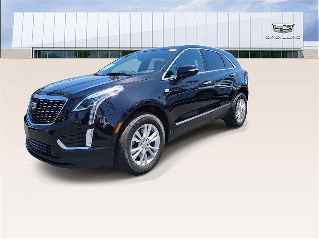 used 2025 Cadillac XT5 car, priced at $41,995
