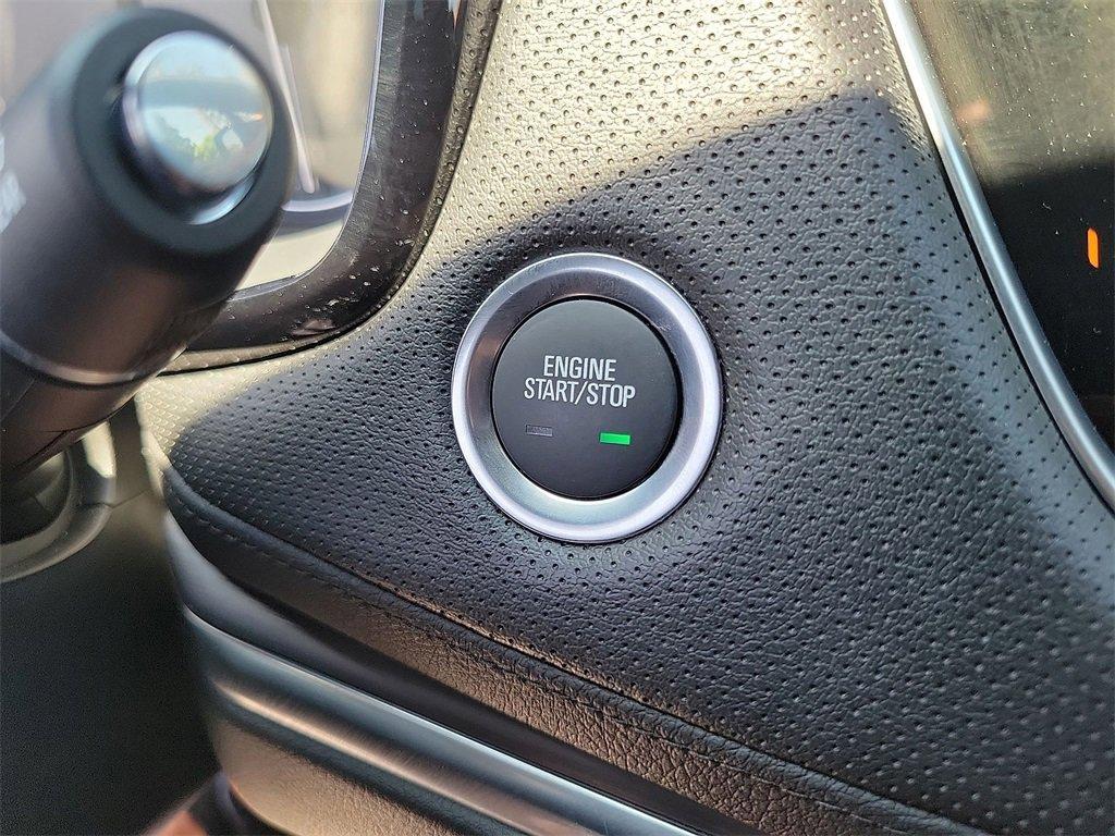 used 2025 Cadillac XT5 car, priced at $41,995