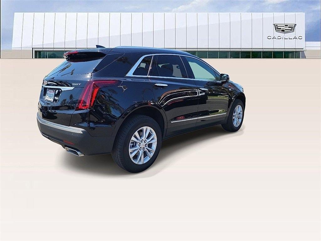 used 2025 Cadillac XT5 car, priced at $41,995