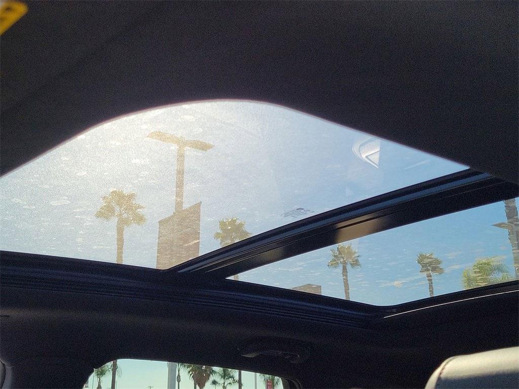 used 2025 Cadillac XT5 car, priced at $50,995