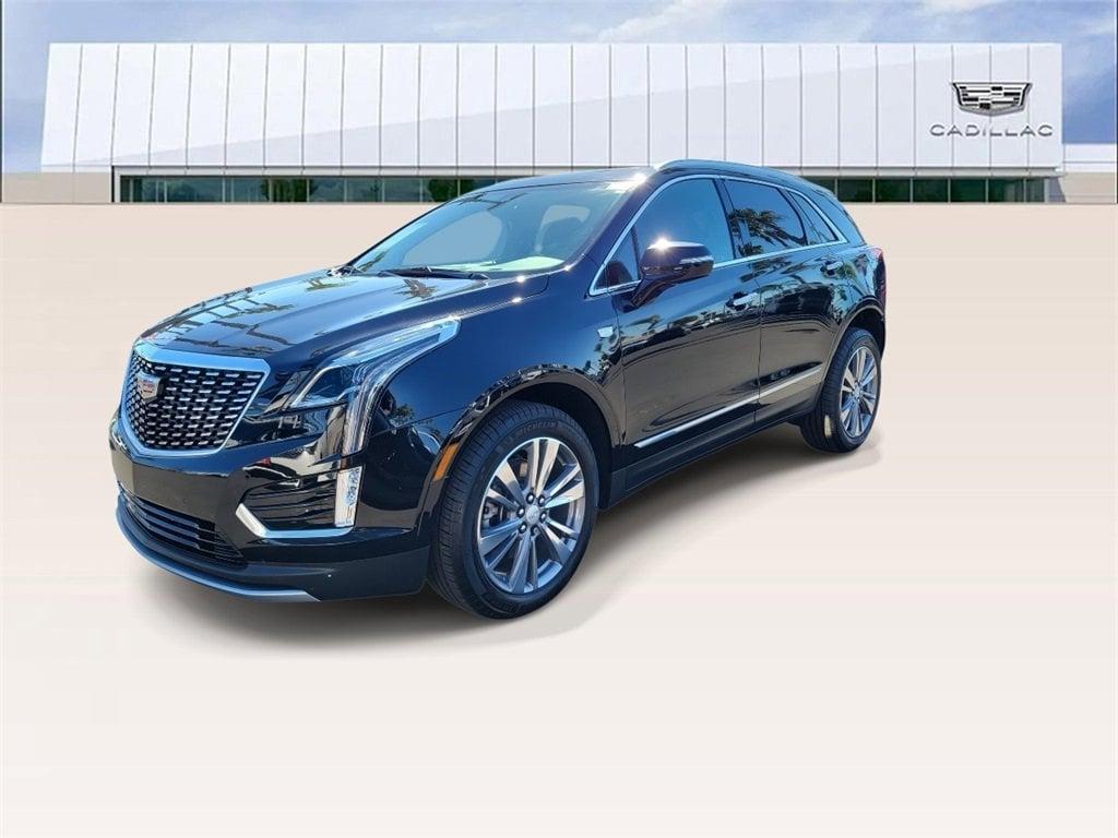 used 2025 Cadillac XT5 car, priced at $50,995