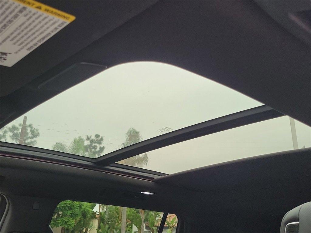 used 2023 Cadillac Escalade ESV car, priced at $78,995