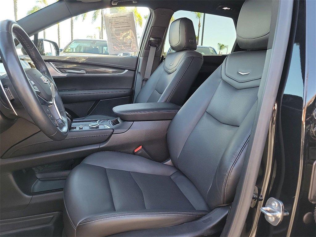 used 2023 Cadillac XT5 car, priced at $39,995