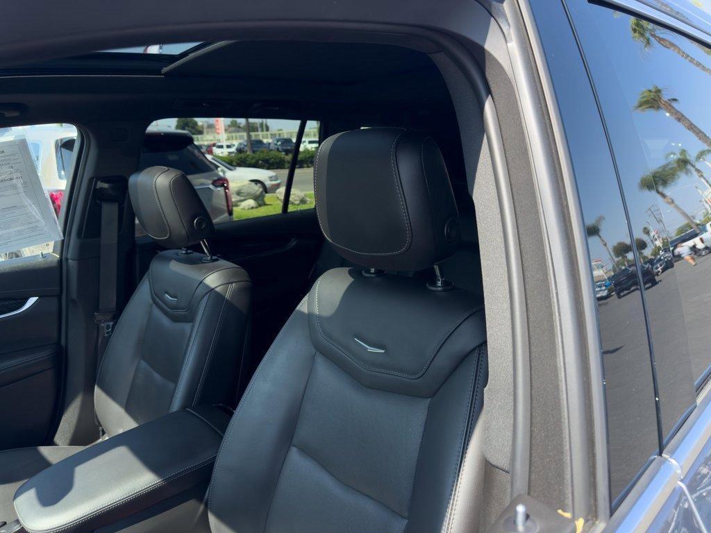 used 2022 Cadillac XT6 car, priced at $39,995