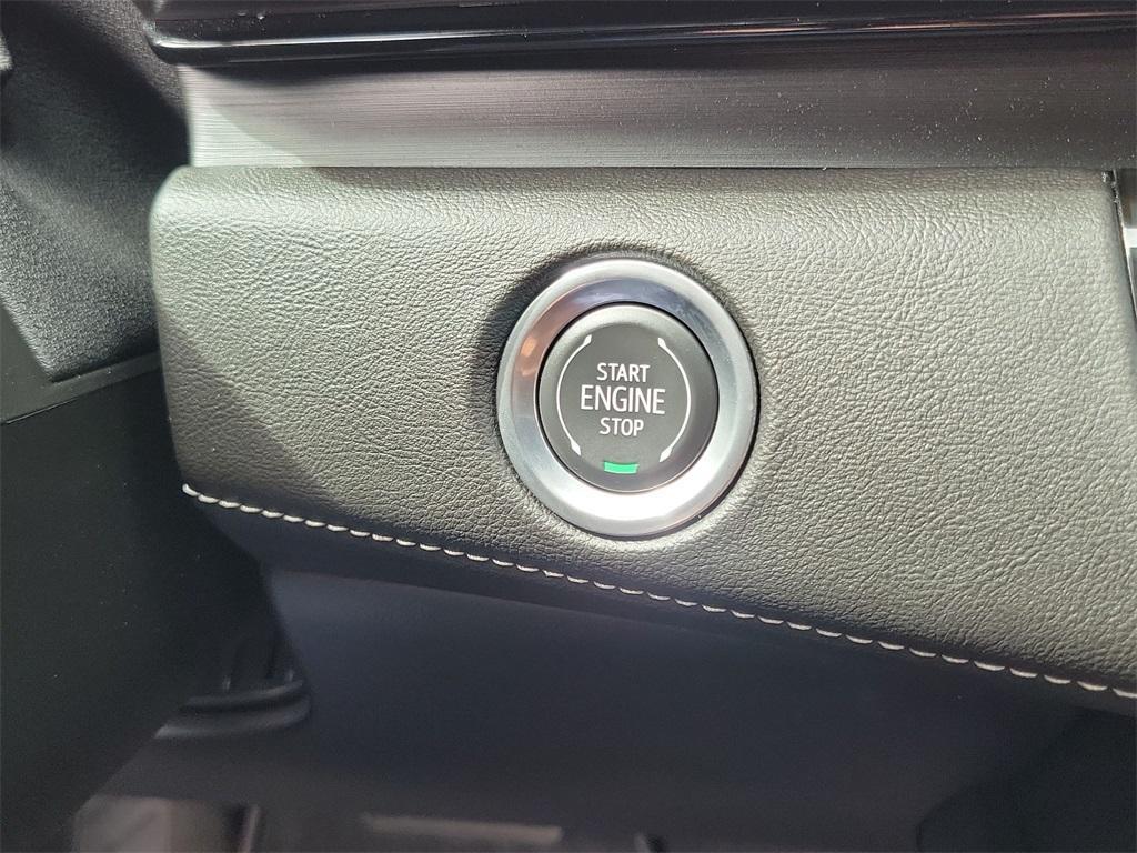 used 2024 Cadillac Escalade car, priced at $79,995