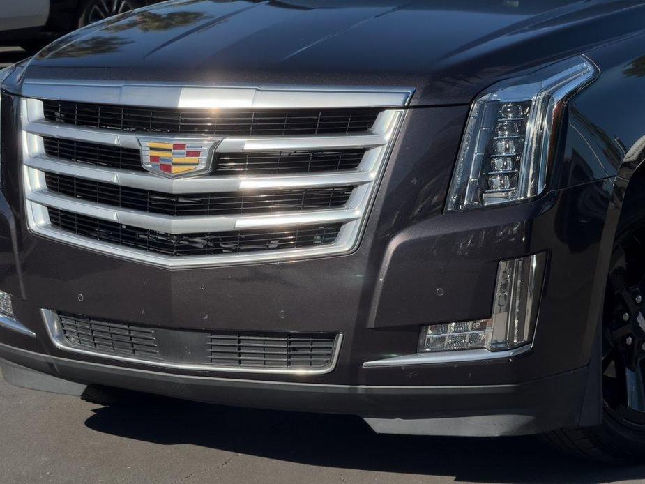 used 2016 Cadillac Escalade ESV car, priced at $27,995