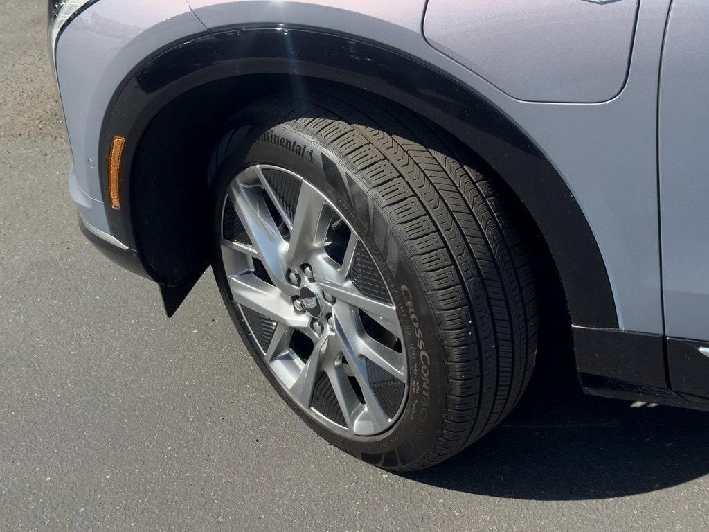 used 2025 Cadillac OPTIQ car, priced at $53,451