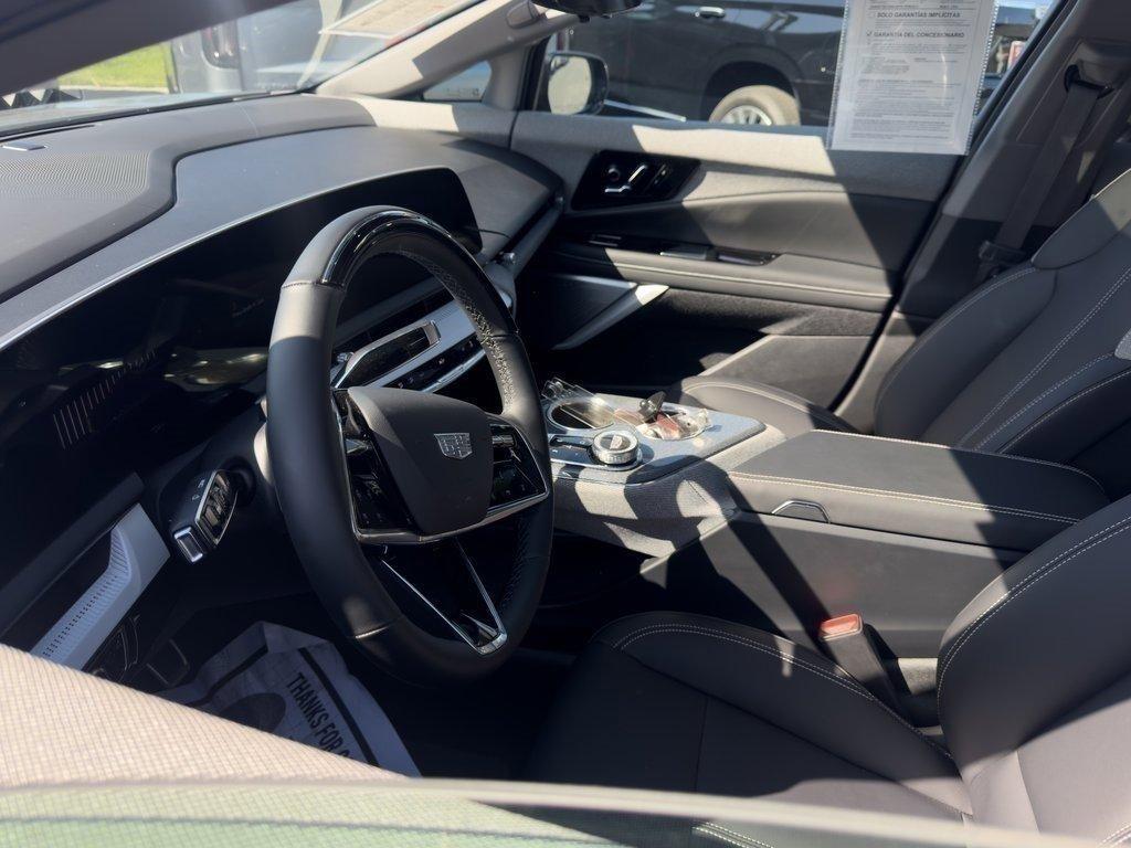 used 2025 Cadillac OPTIQ car, priced at $53,451