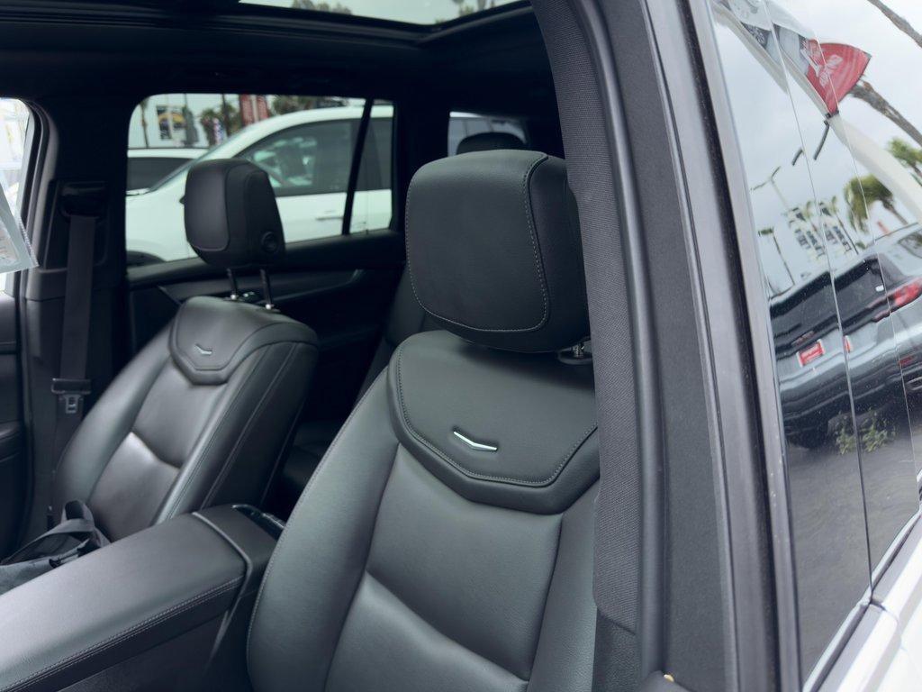 used 2023 Cadillac XT6 car, priced at $36,450