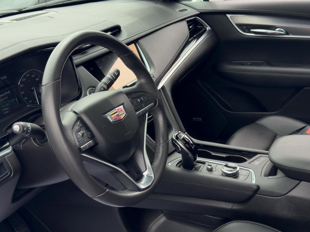 used 2023 Cadillac XT6 car, priced at $36,450