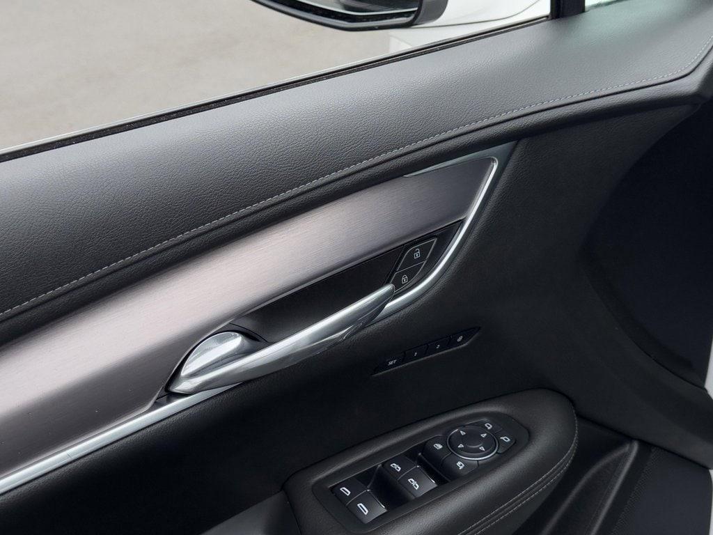 used 2023 Cadillac XT6 car, priced at $36,450