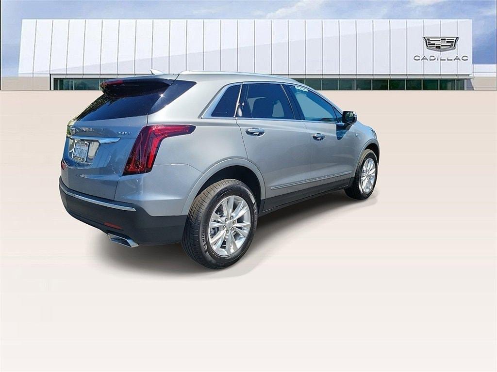 used 2025 Cadillac XT5 car, priced at $40,995