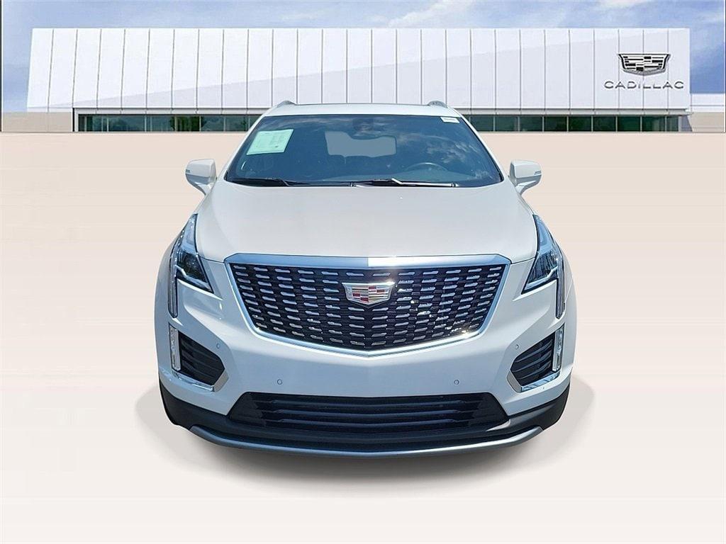 used 2024 Cadillac XT5 car, priced at $46,995