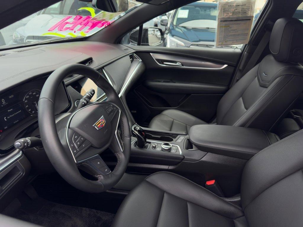 used 2025 Cadillac XT5 car, priced at $44,951