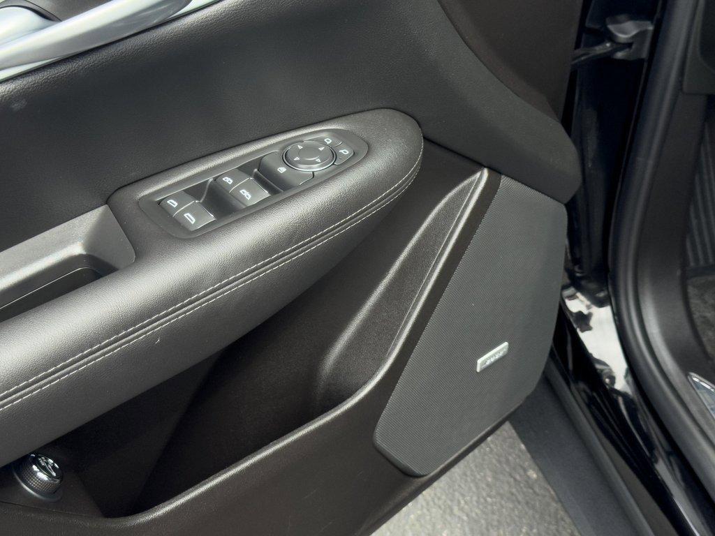 used 2025 Cadillac XT5 car, priced at $44,951