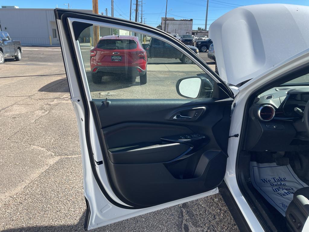 new 2026 Chevrolet Trax car, priced at $27,090