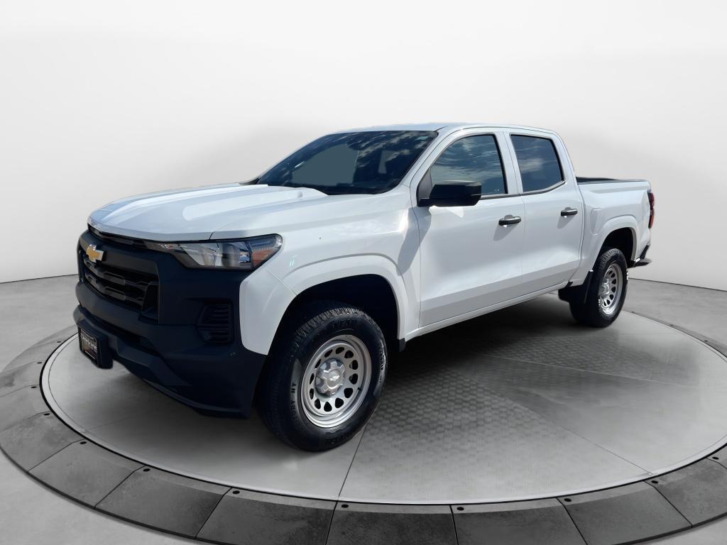 used 2024 Chevrolet Colorado car, priced at $35,594