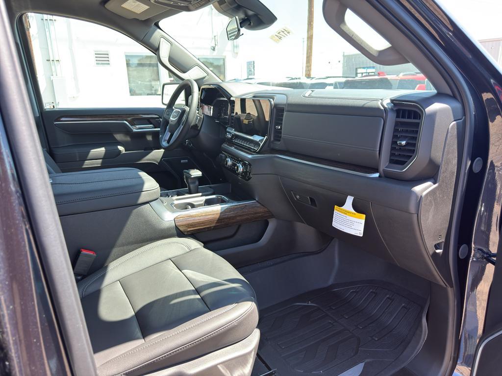 new 2025 GMC Sierra 1500 car, priced at $65,930