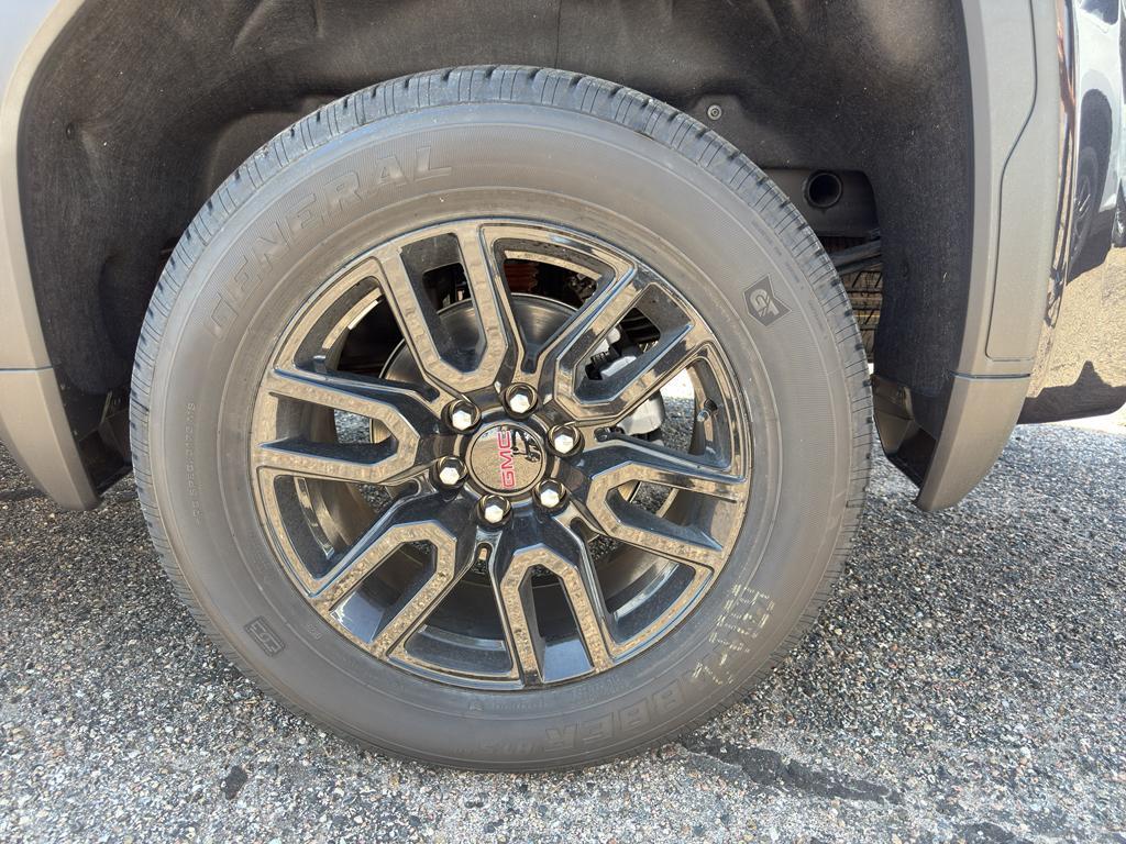 new 2025 GMC Sierra 1500 car, priced at $65,930