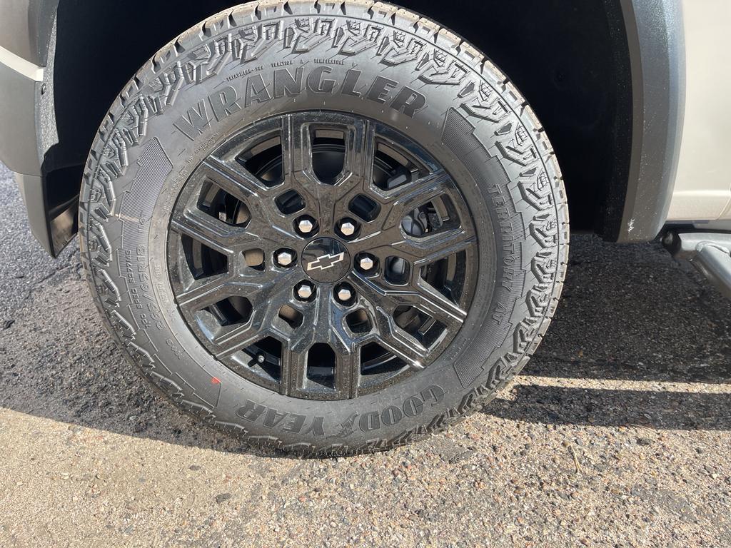 new 2026 Chevrolet Colorado car, priced at $46,685