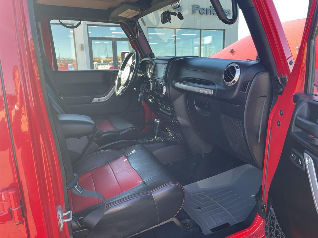 used 2011 Jeep Wrangler Unlimited car, priced at $18,594